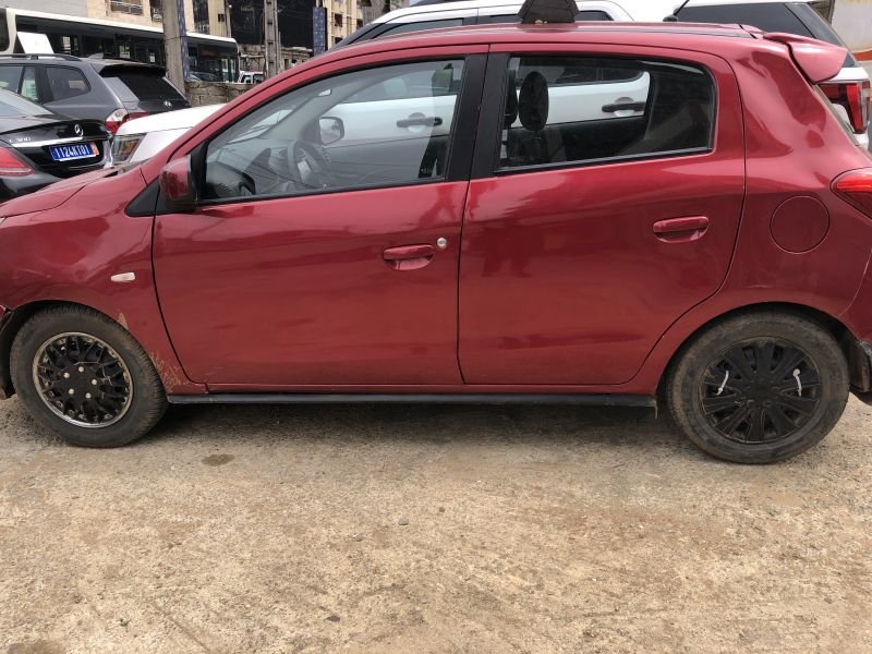 Mitsubishi mirage 1