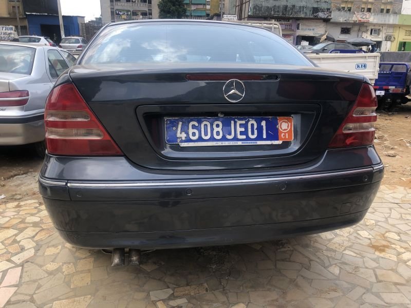 Mercedes C200 3