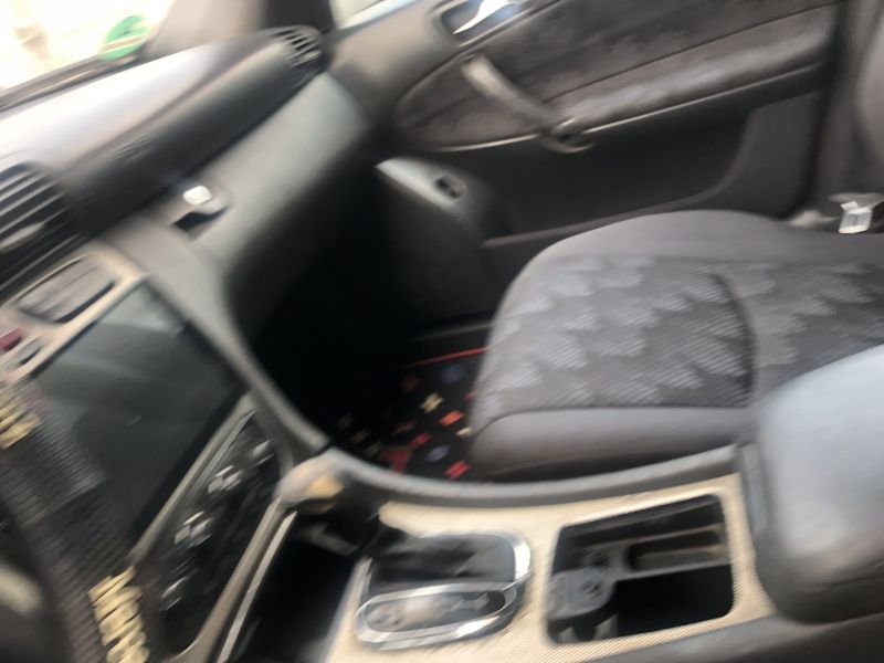 Mercedes C200 8