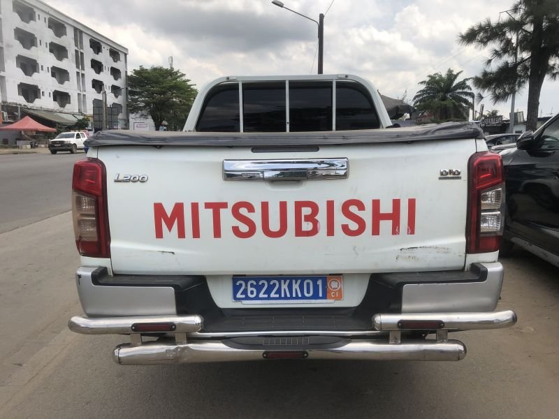 Mitsubishi L200 3