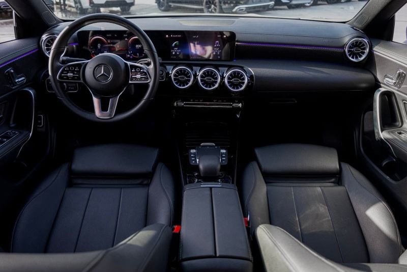 Mercedes CLA 250 4MATIC 8