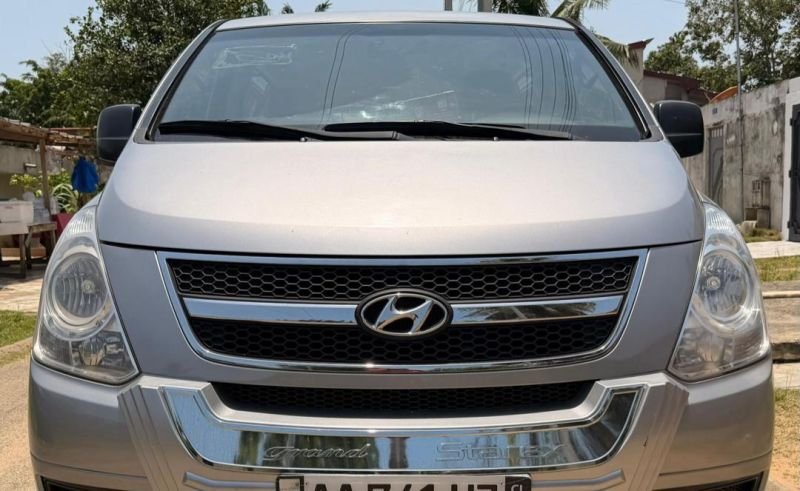 Hyundai Grand Starex 3