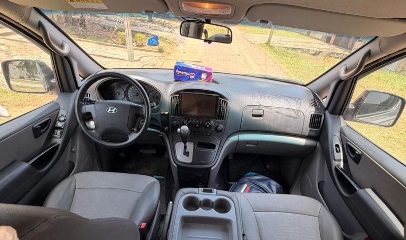 Hyundai Grand Starex 4