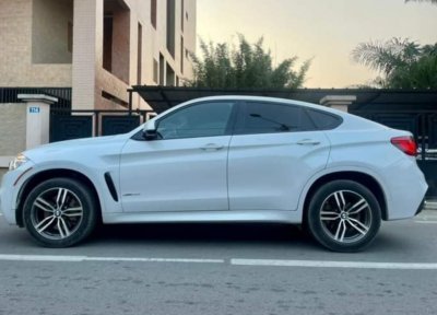 BMW X6 Pack M 2017 - miniature