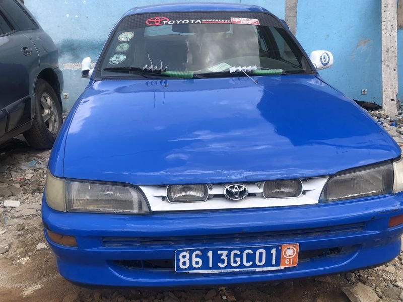Toyota E100 - extérieur