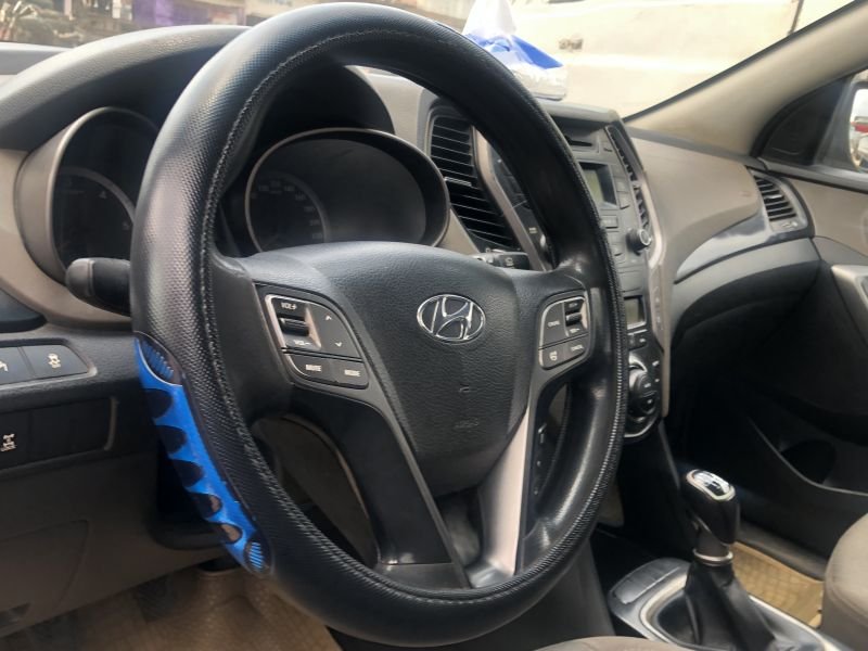Hyundai santafe 4
