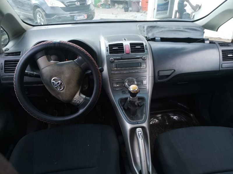Toyota auris 5