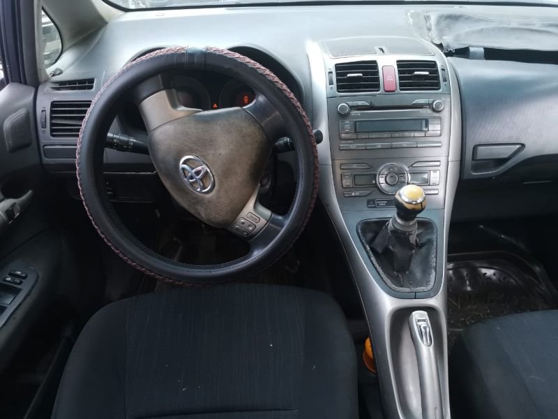 Toyota auris 7