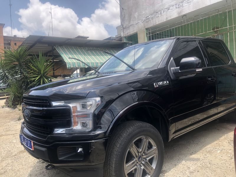 Ford laria F150 4