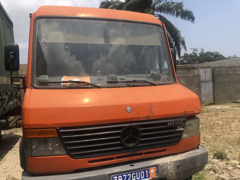 Mercedes vario 814 - à vendre sur r-auto Mercedes vario 814 - extérieur