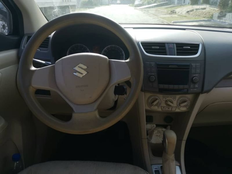 Suzuki ERTIGA 5