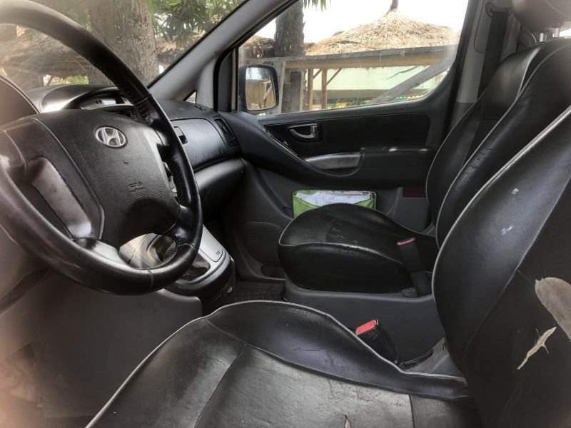 Hyundai H1 4