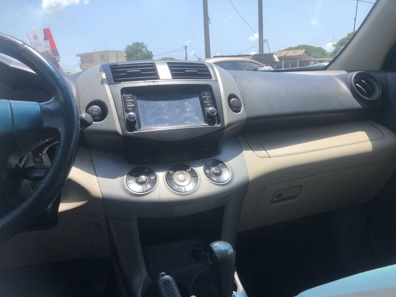 Toyota Rav4 5