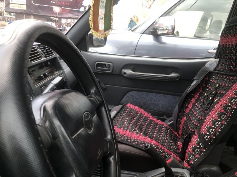 Toyota RAV4 6