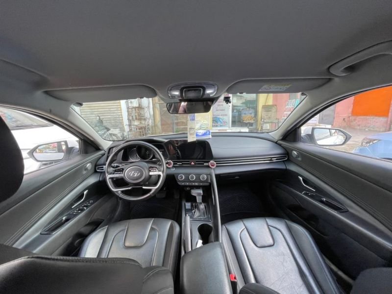 HYUNDAI ELENTRA (AVANTE) 8