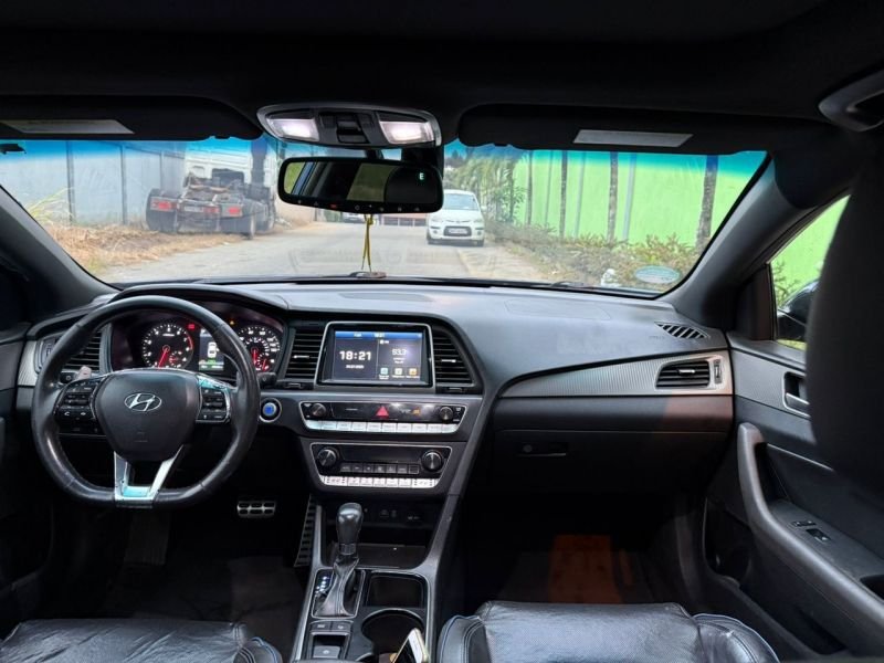 Hyundai sonate 5