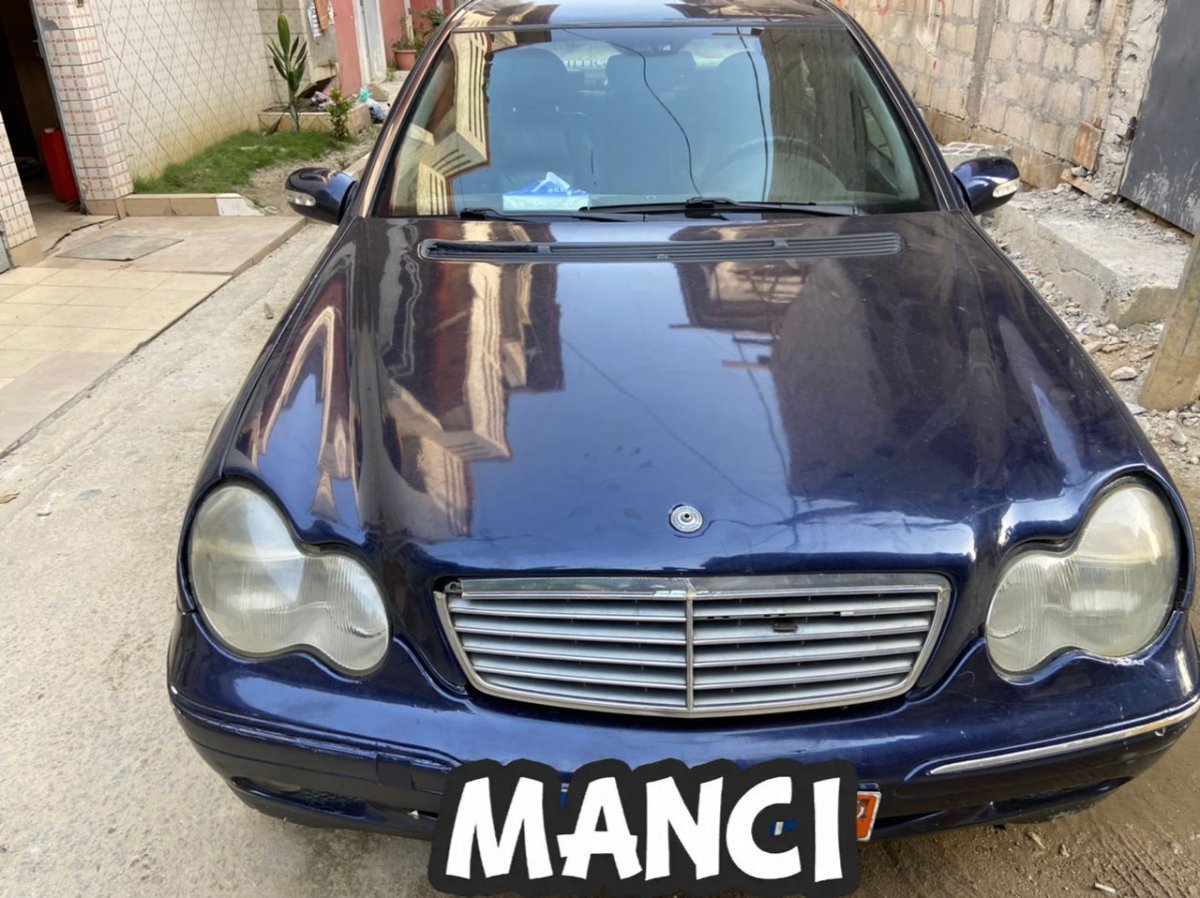 Mercedes C 180 2001 - extérieur