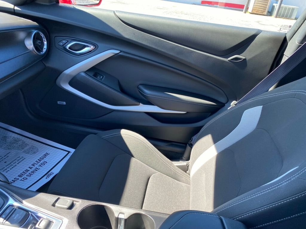 CHEVROLET CAMARO 2018 6