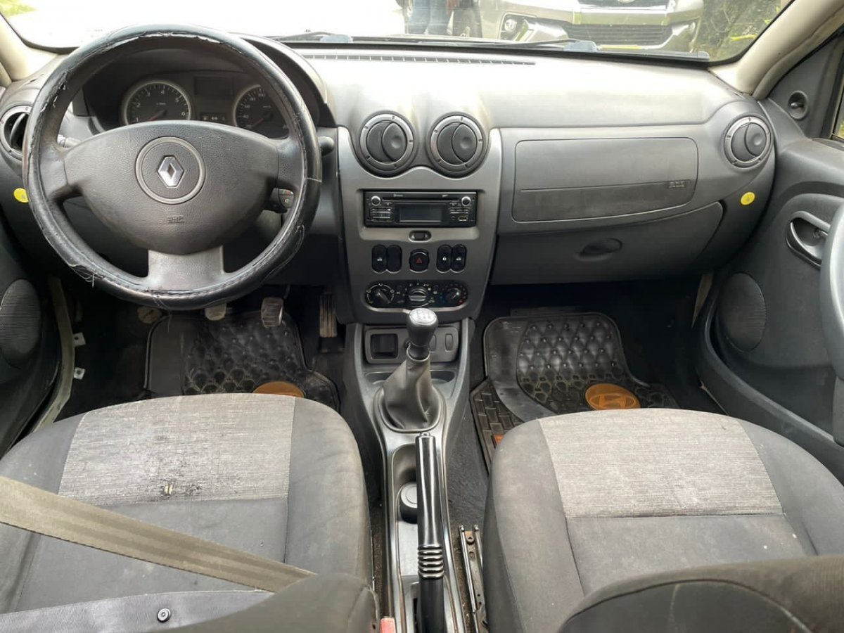 Renault DUSTER 5