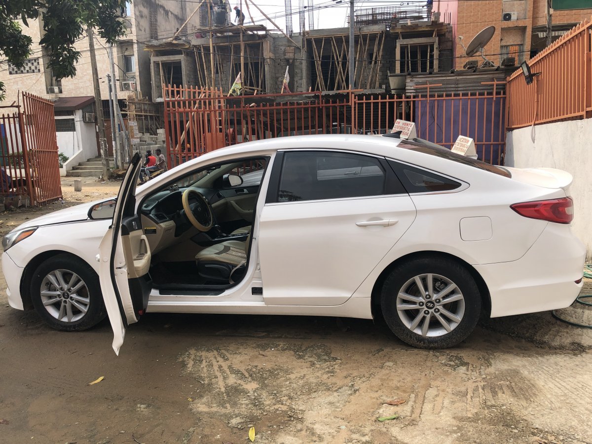 Hyundai sonata 2