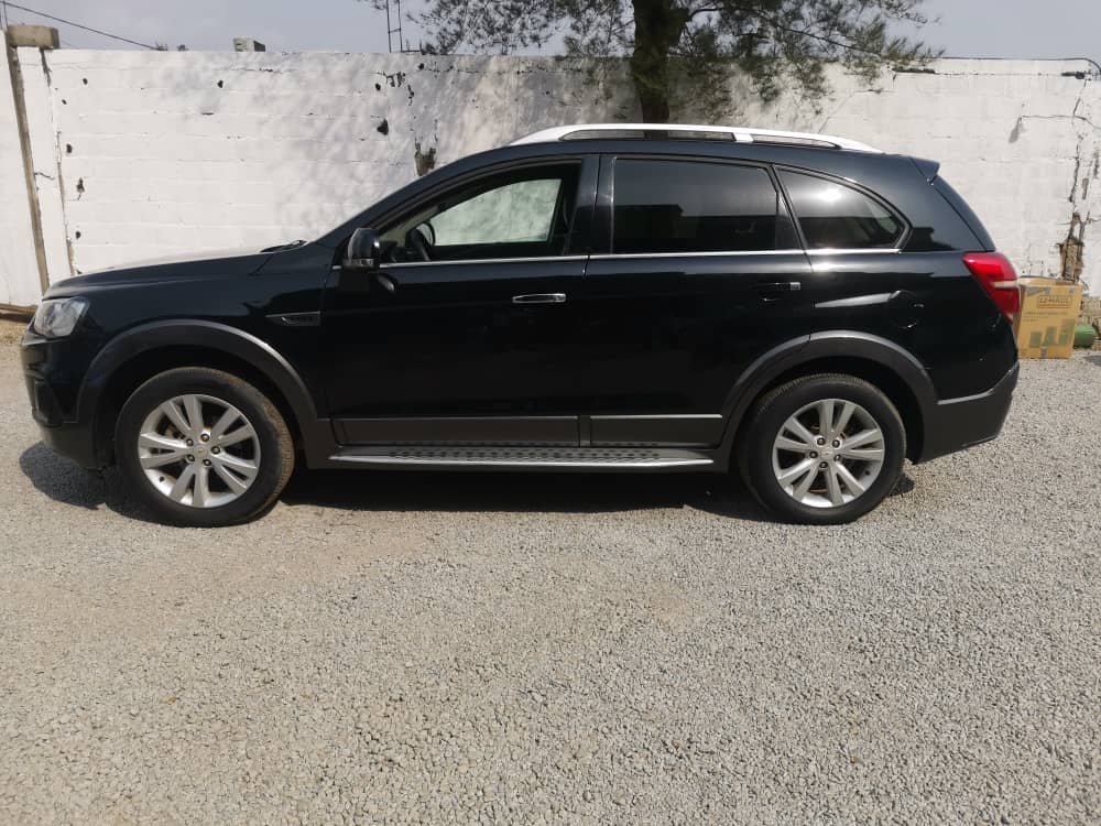 Chevrolet captiva 4