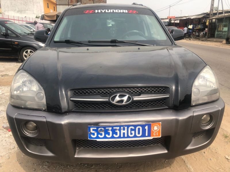 Hyundai tucson 1