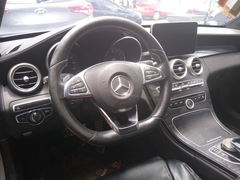Mercedes 4matic c400 8