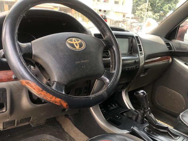Toyota Land cruiser Prado 5