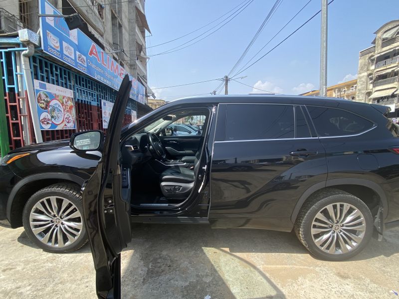 Toyota Highlander 1