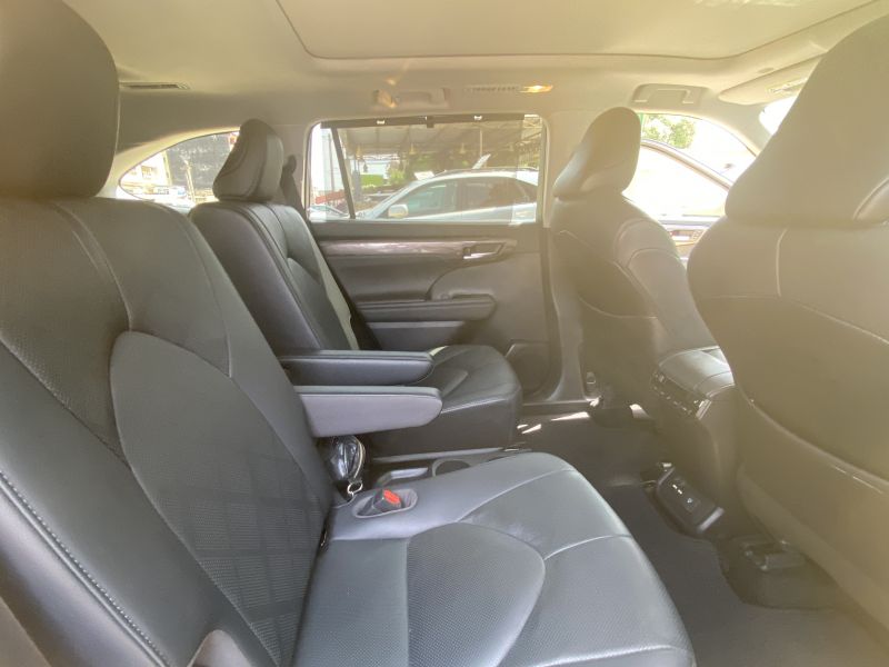 Toyota Highlander 7